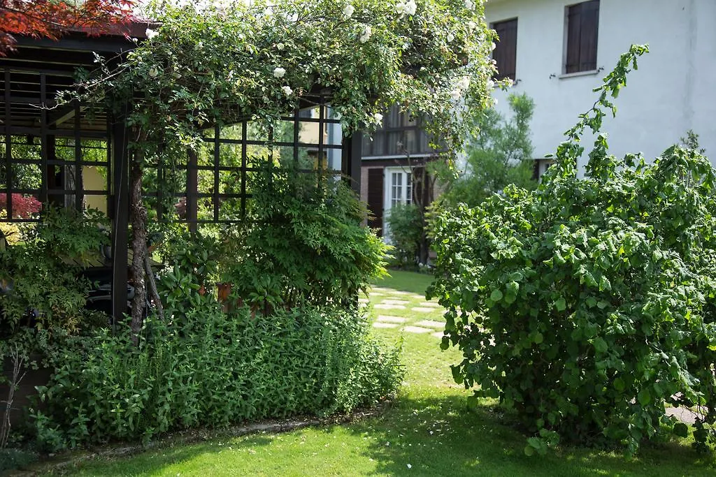 B&B Arco Di Pietra-1